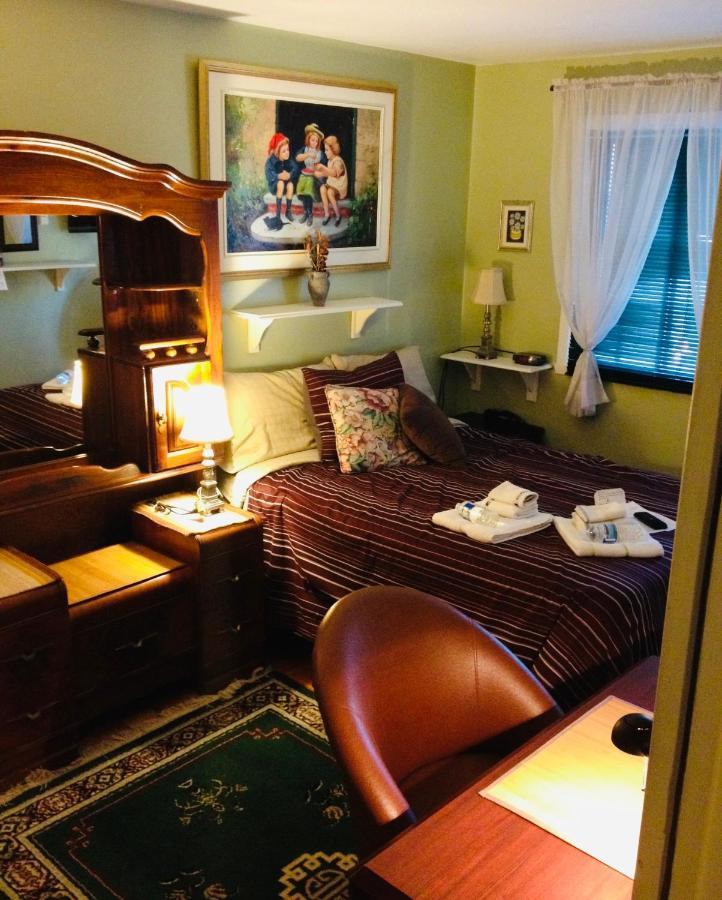 Repos & Manna Downtown Montreal Bed and Breakfast Buitenkant foto